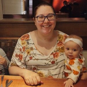 Meet your Posher, Angela